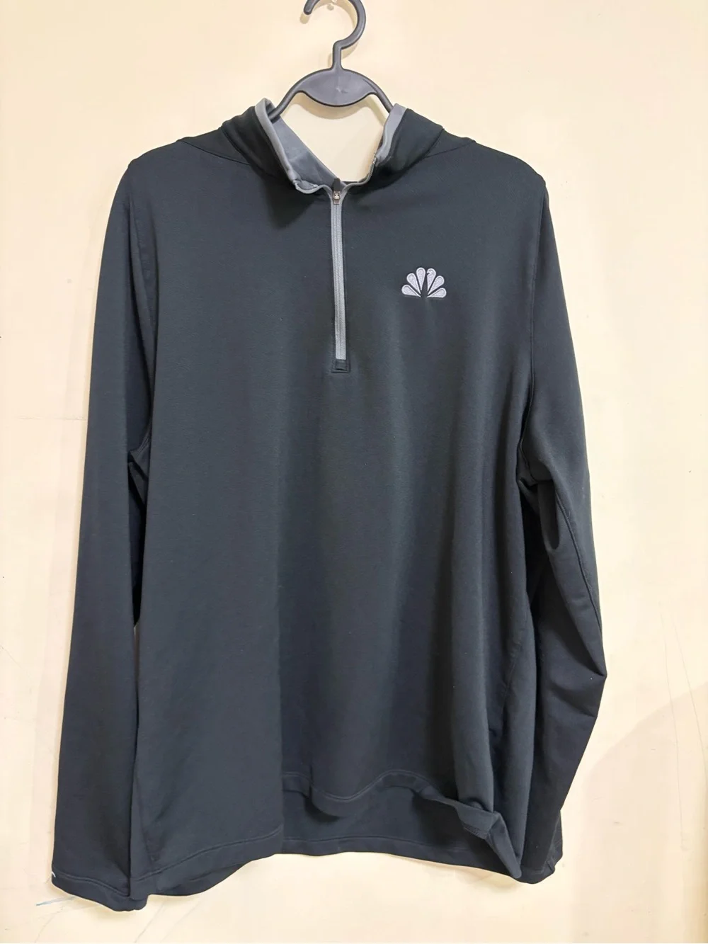 NIKE Men's Long Sleeve Hooded Quarter-Zip Shirt - Black